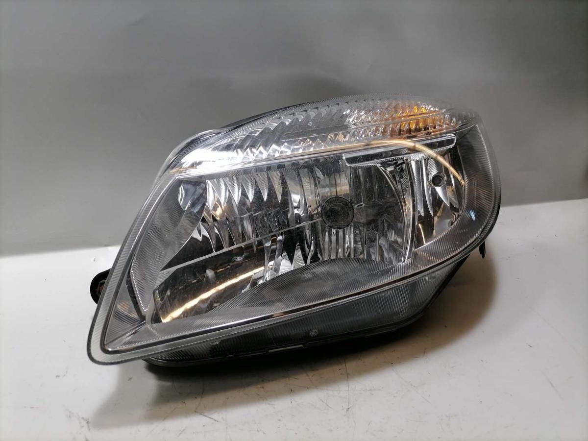 Skoda Roomster original Scheinwerfer vorn links Halogen H4 Bj.2008